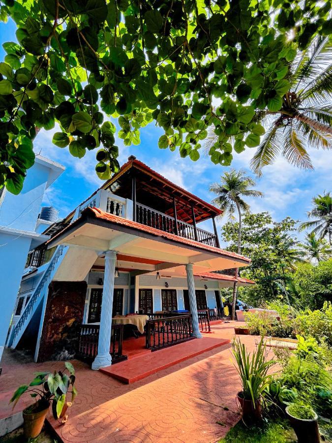 Varkala Marine Palace Exterior photo